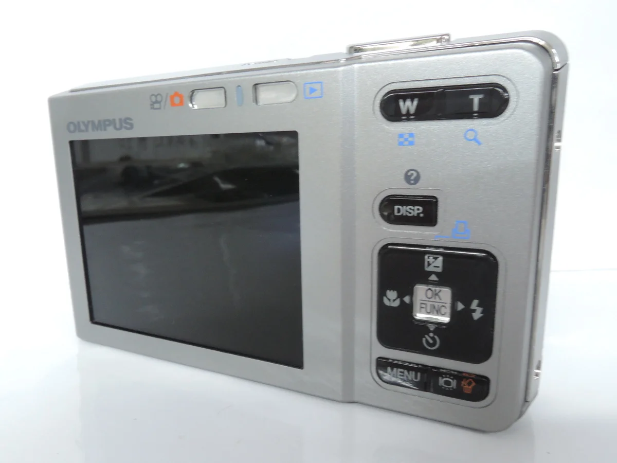 Olympus CAMEDIA FE-360 - Thumbnail 2