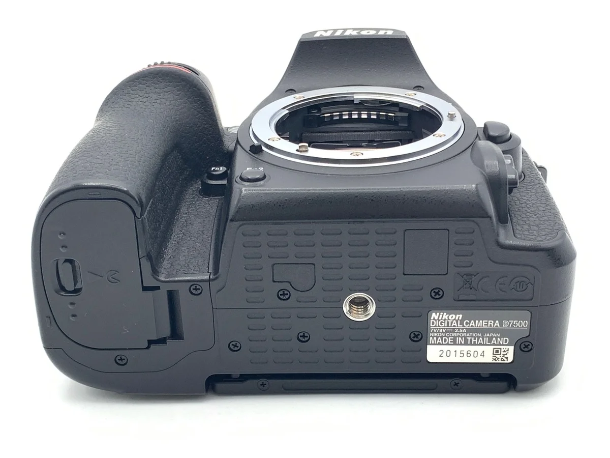 Nikon D7500 - 縮圖 3
