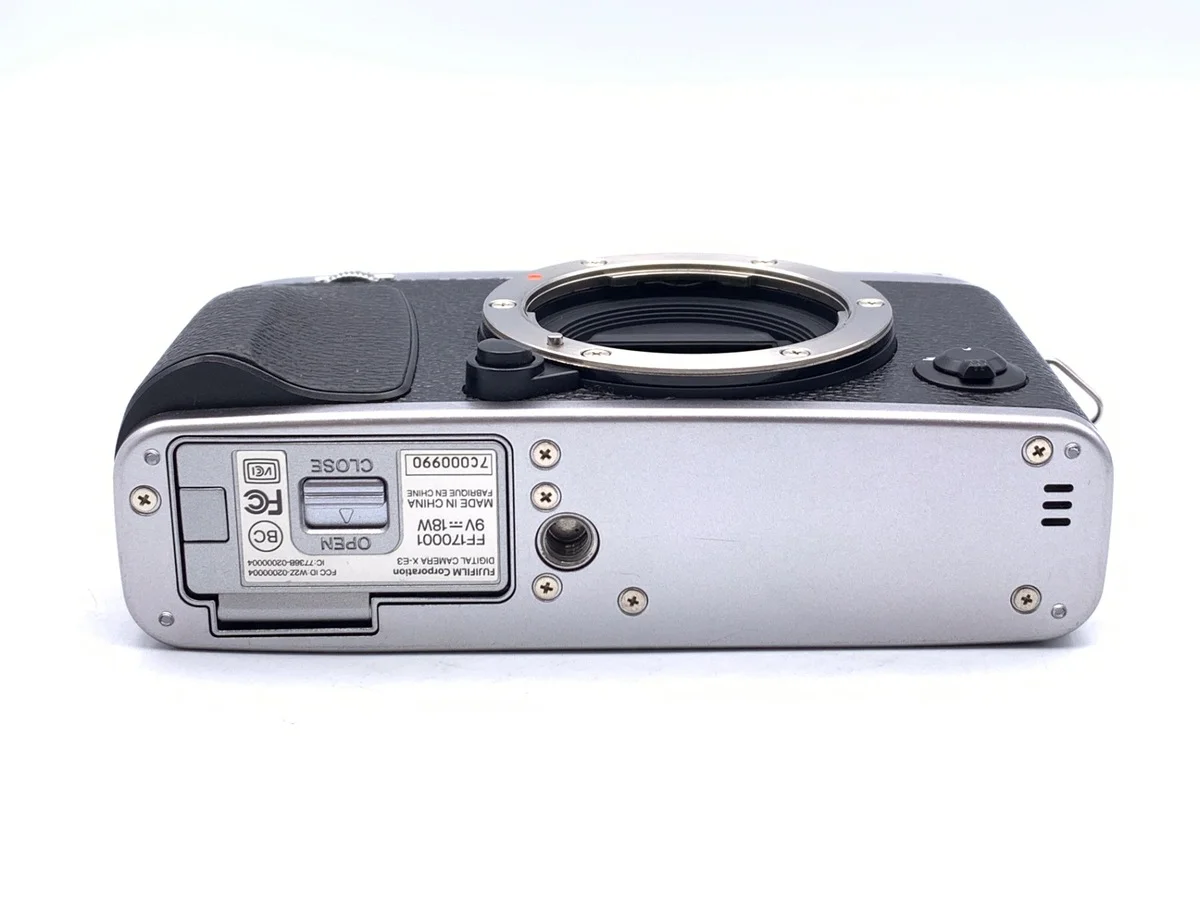 Fujifilm X-E3 - Thumbnail 3