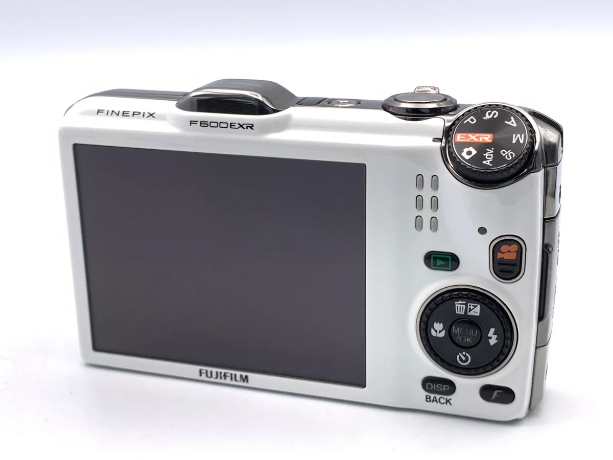 Fujifilm FinePix F600EXR - Thumbnail 2