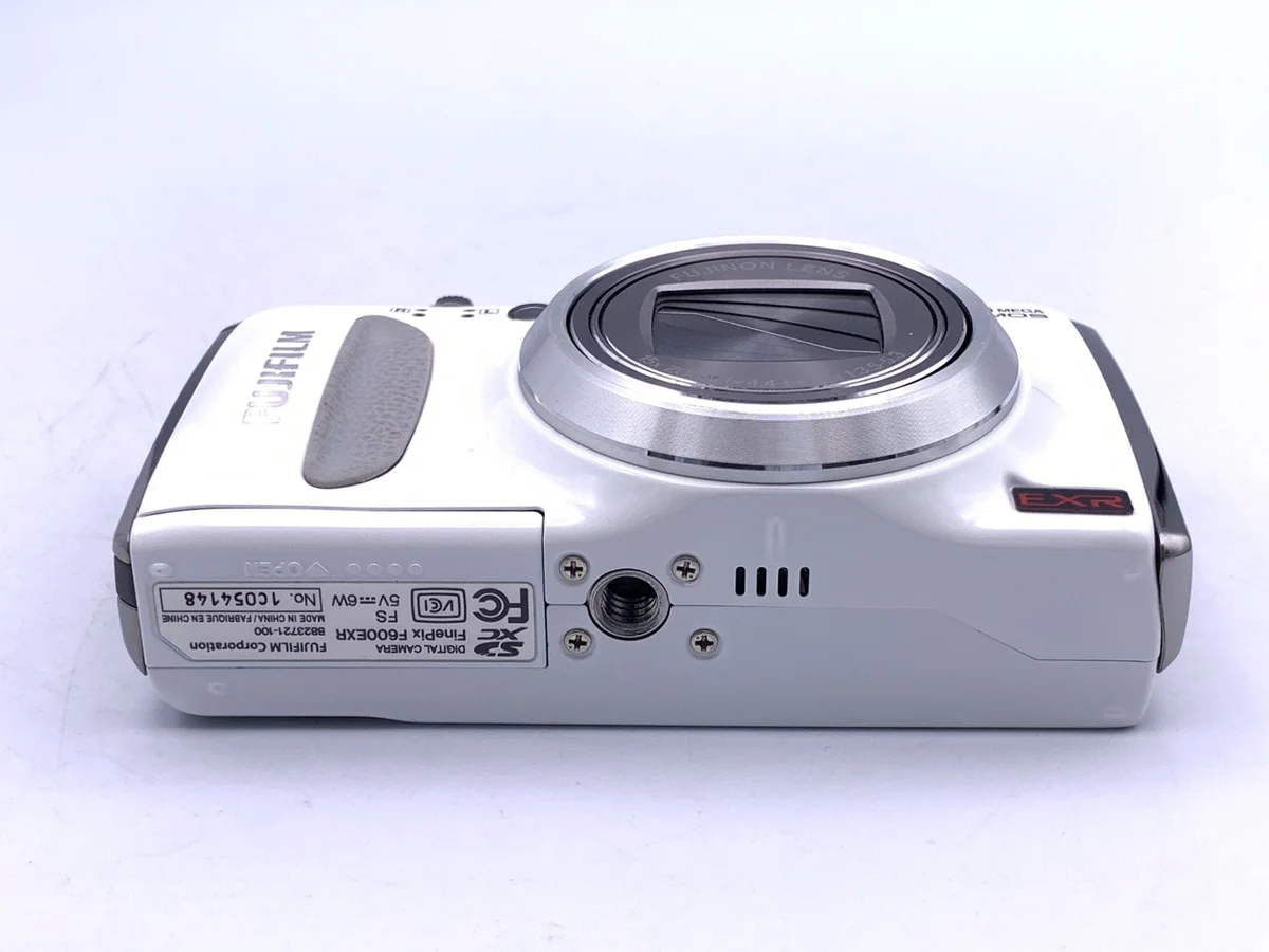 Fujifilm FinePix F600EXR - Thumbnail 3
