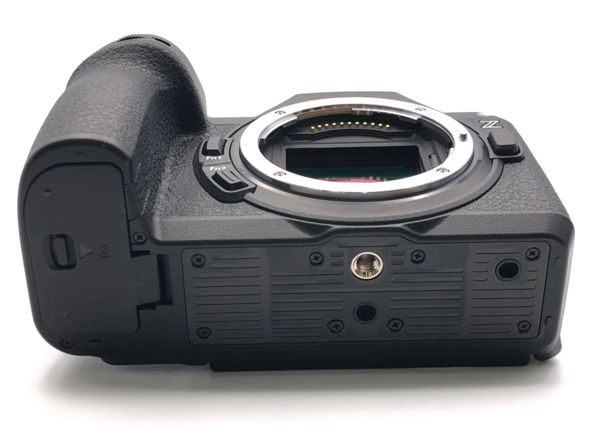 Nikon Z6III - Thumbnail 3