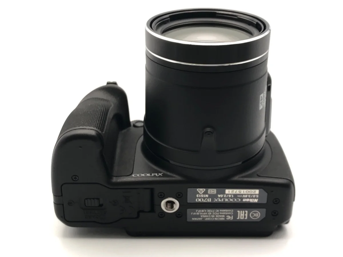 Nikon COOLPIX B700 - Thumbnail 3