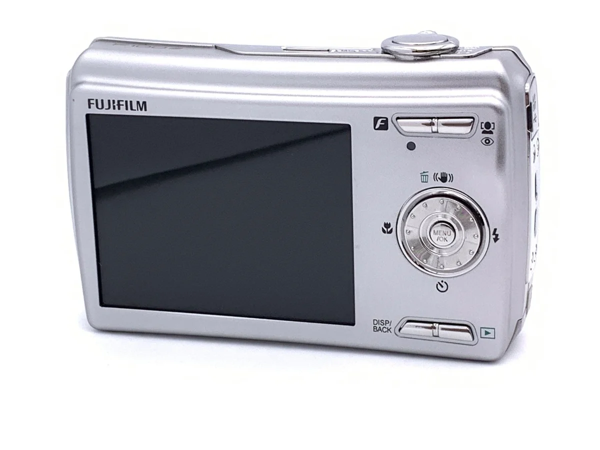 Fujifilm FinePixF100fd - 縮圖 2