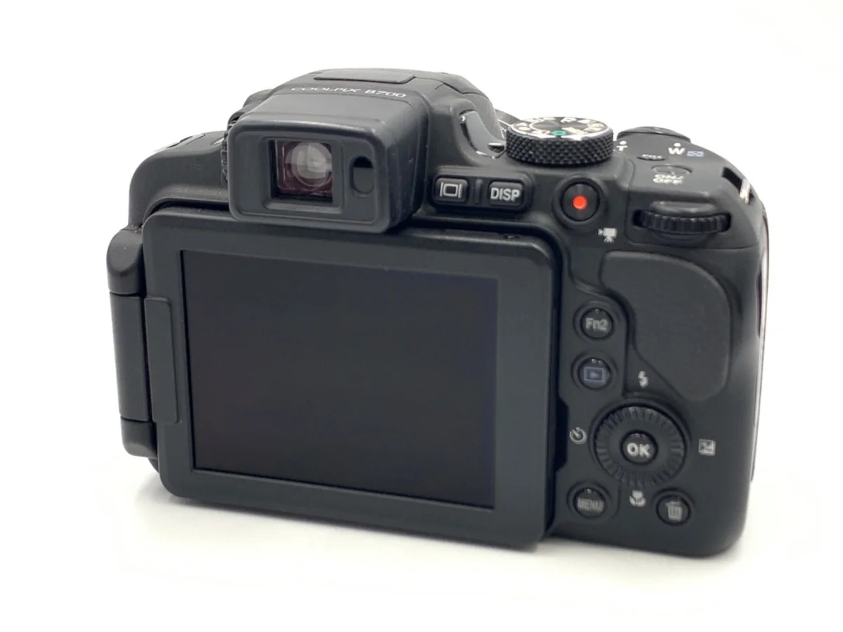 Nikon COOLPIX B700 - Thumbnail 2