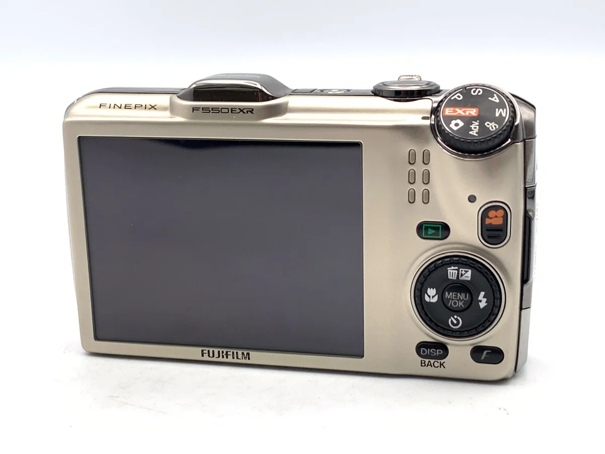 Fujifilm FinePix F550EXR - 縮圖 2