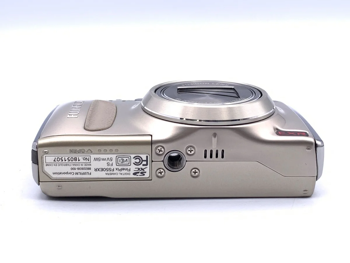 Fujifilm FinePix F550EXR - 縮圖 3